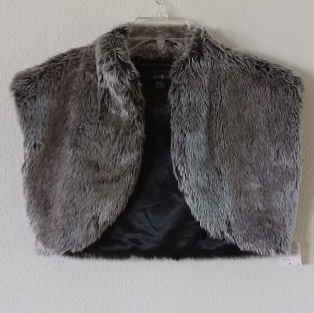 Twenty One - Front Crop Bolero Jacket - Cropped Vest